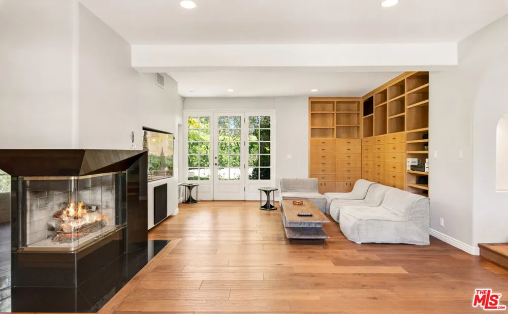 28899 Cliffside Drive Malibu, CA 90265