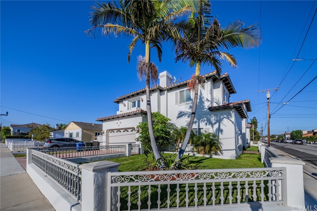 2201 Dufour Avenue Redondo Beach, CA 90278