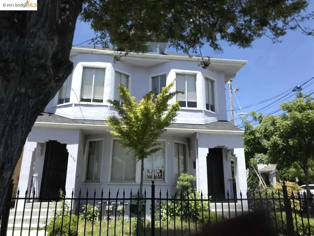 1076 43RD STREET Emeryville, CA 94608