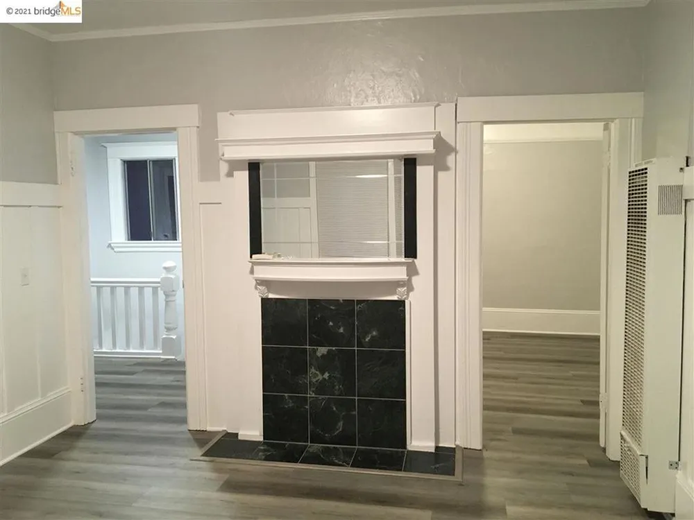 1076 43RD STREET Emeryville, CA 94608
