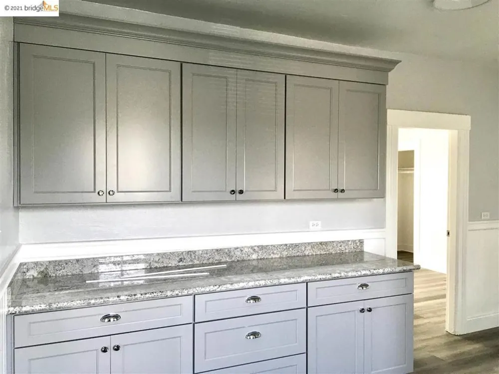 1076 43RD STREET Emeryville, CA 94608