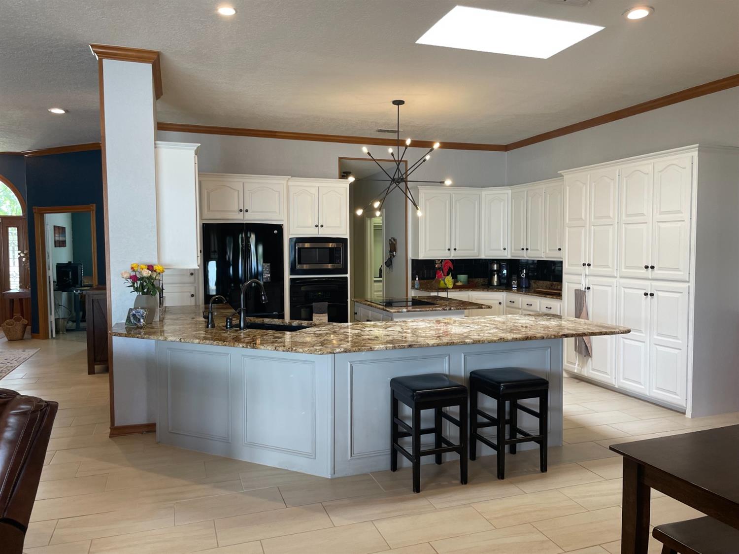 26 S Lakeshore Drive Ransom Canyon, TX 79366