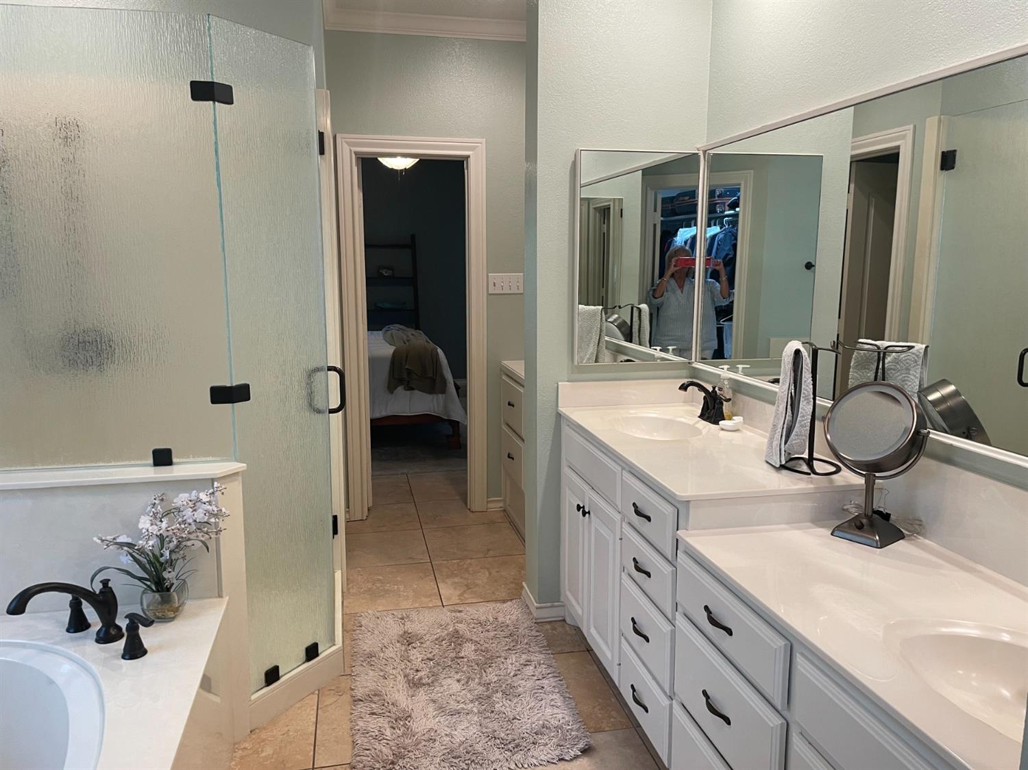 26 S Lakeshore Drive Ransom Canyon, TX 79366