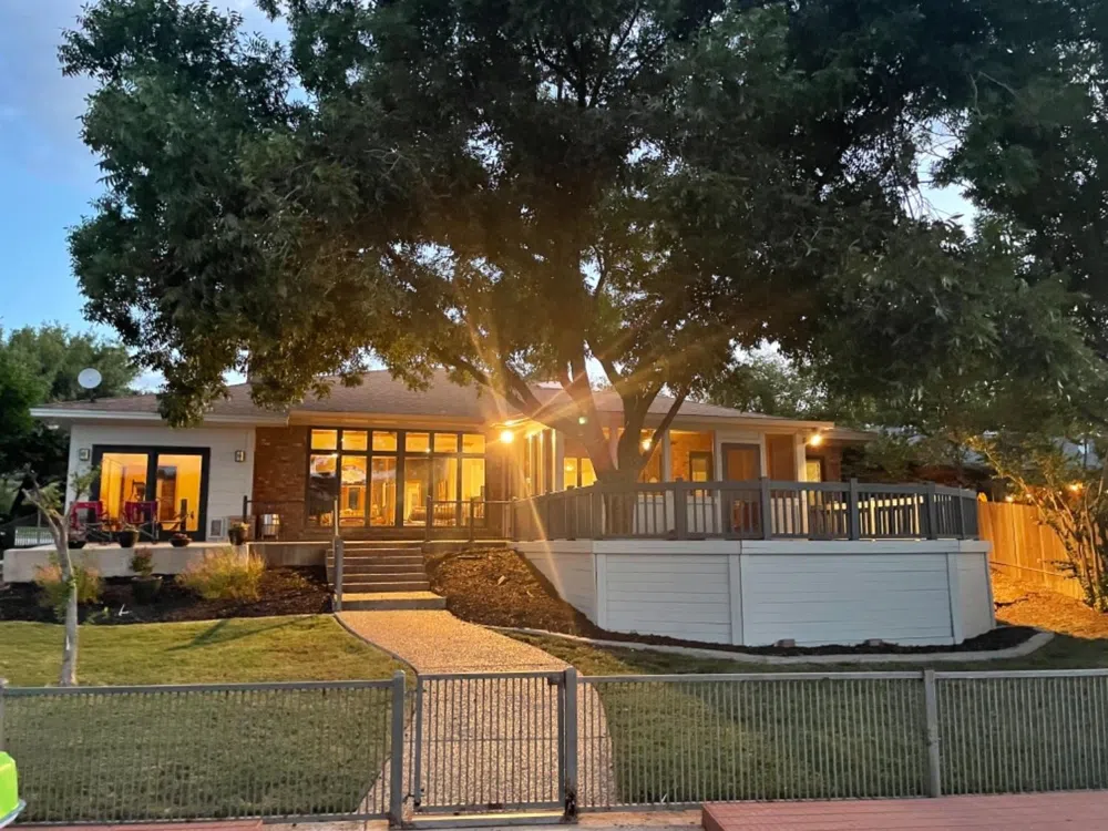 26 S Lakeshore Drive Ransom Canyon, TX 79366