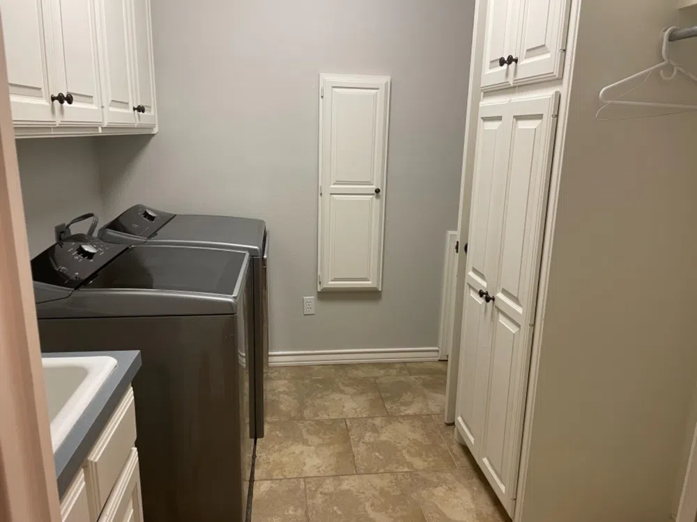 26 S Lakeshore Drive Ransom Canyon, TX 79366