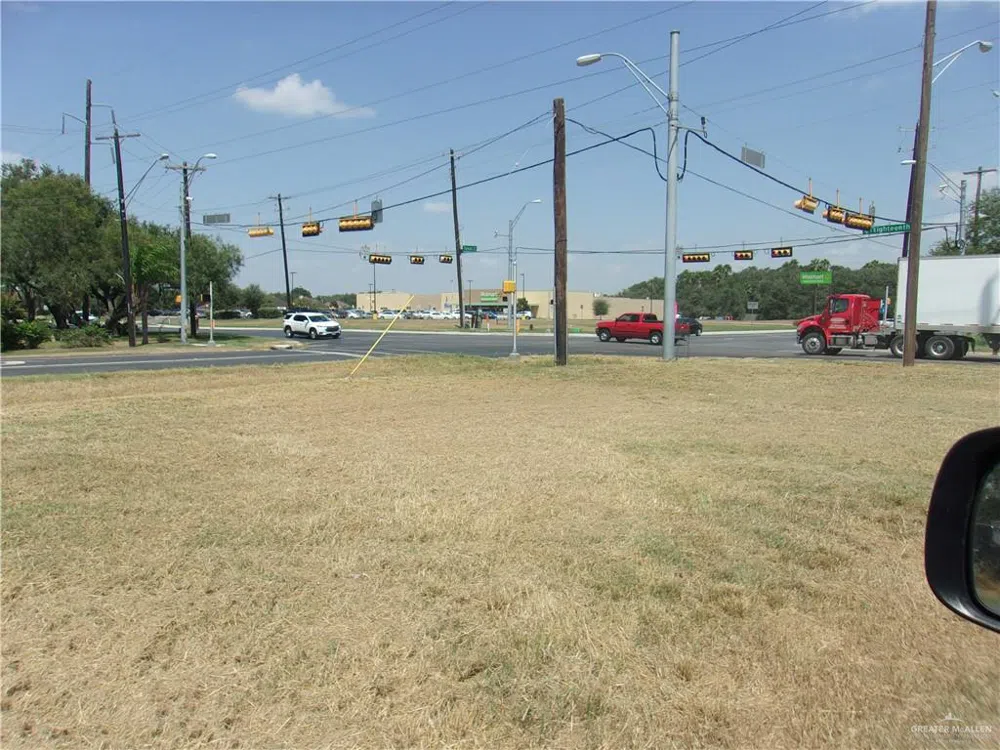 18 S 18th Street S Weslaco, TX 78596