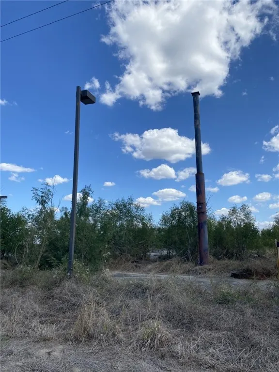 1701 S HWY. 281 Falfurrias, TX 78355