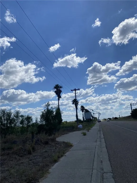 1701 S HWY. 281 Falfurrias, TX 78355