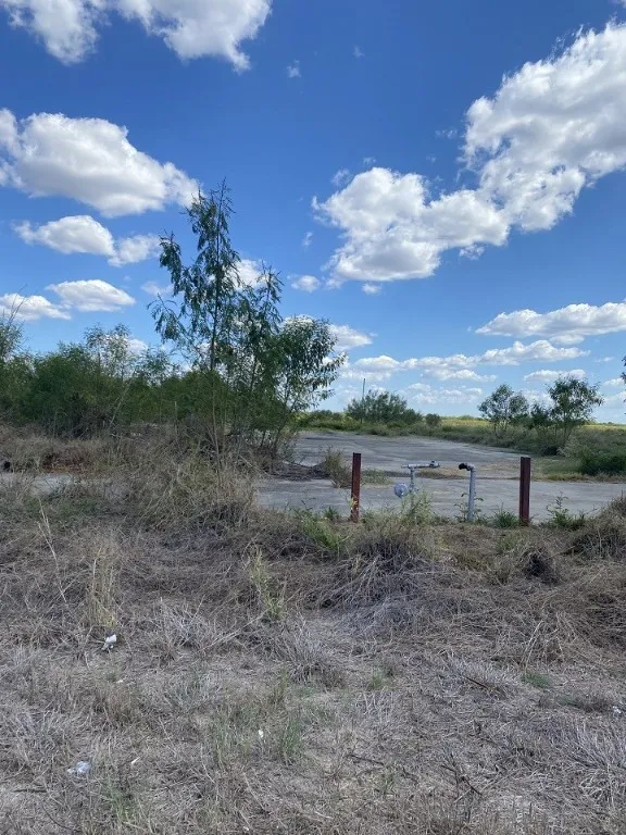 1701 S HWY. 281 Falfurrias, TX 78355