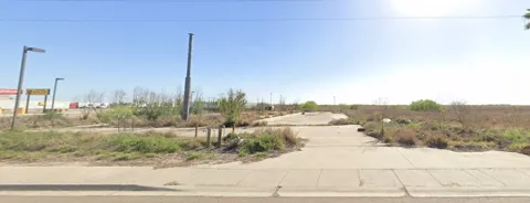 1701 S HWY. 281