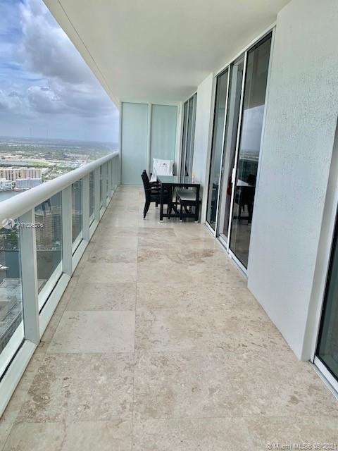 1830 S Ocean Dr #4904 Hallandale Beach, FL 33009