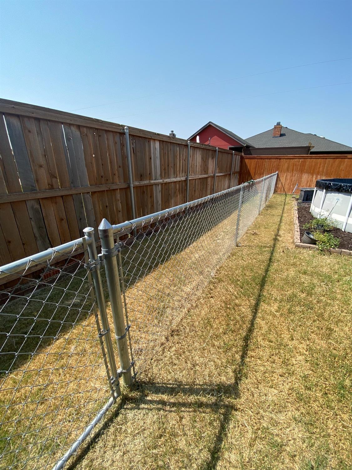 521 Ave T Shallowater, TX 79363