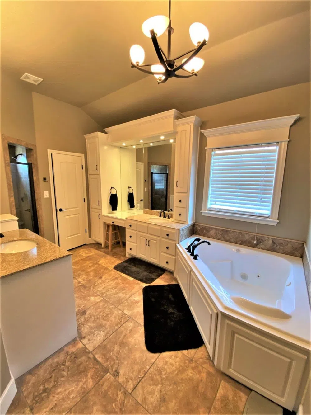 521 Ave T Shallowater, TX 79363