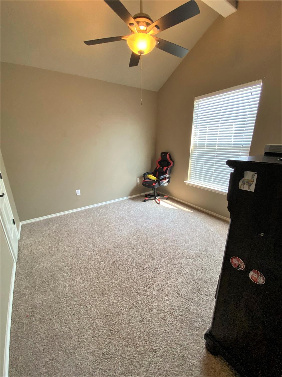 521 Ave T Shallowater, TX 79363