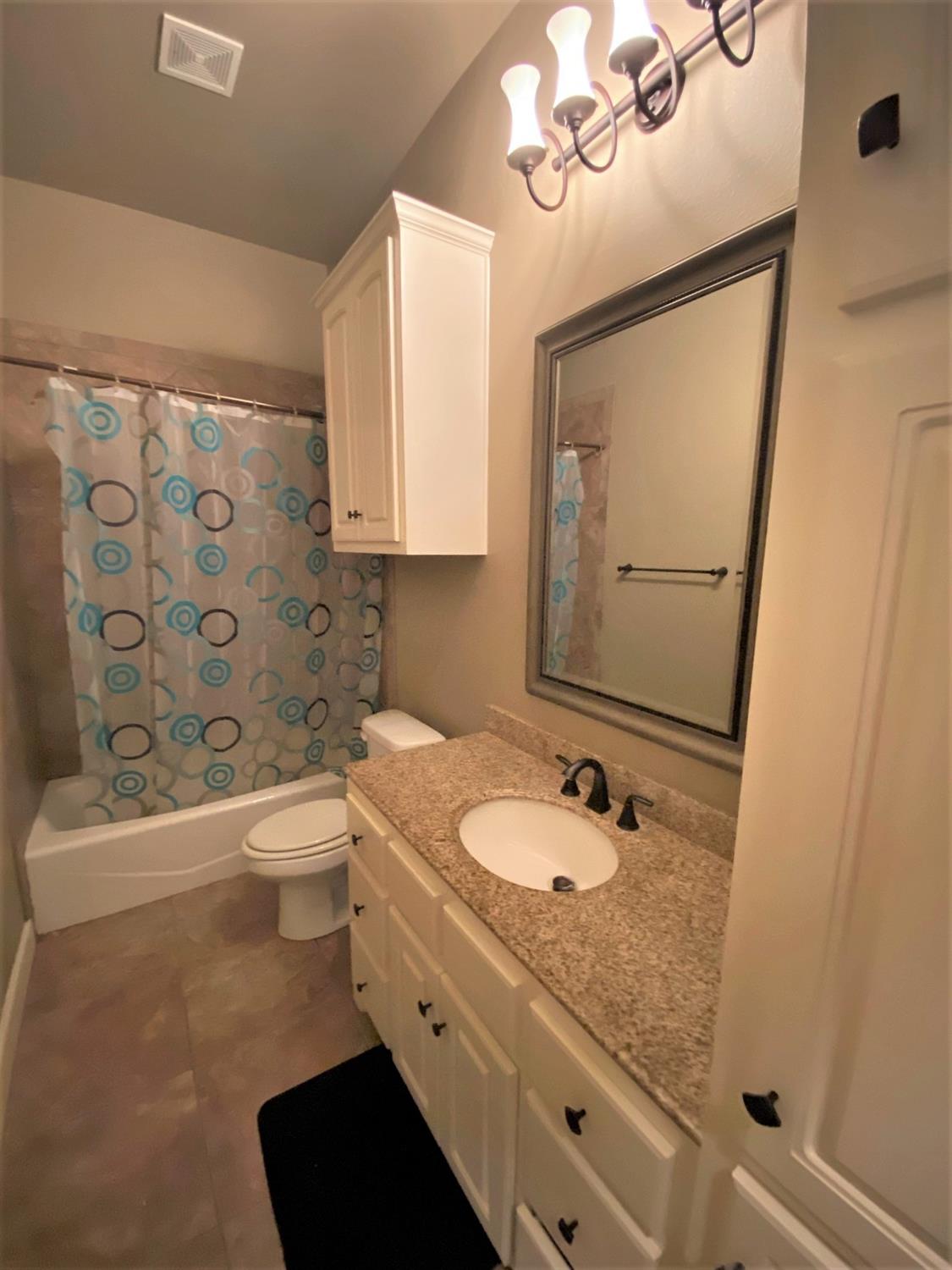 521 Ave T Shallowater, TX 79363