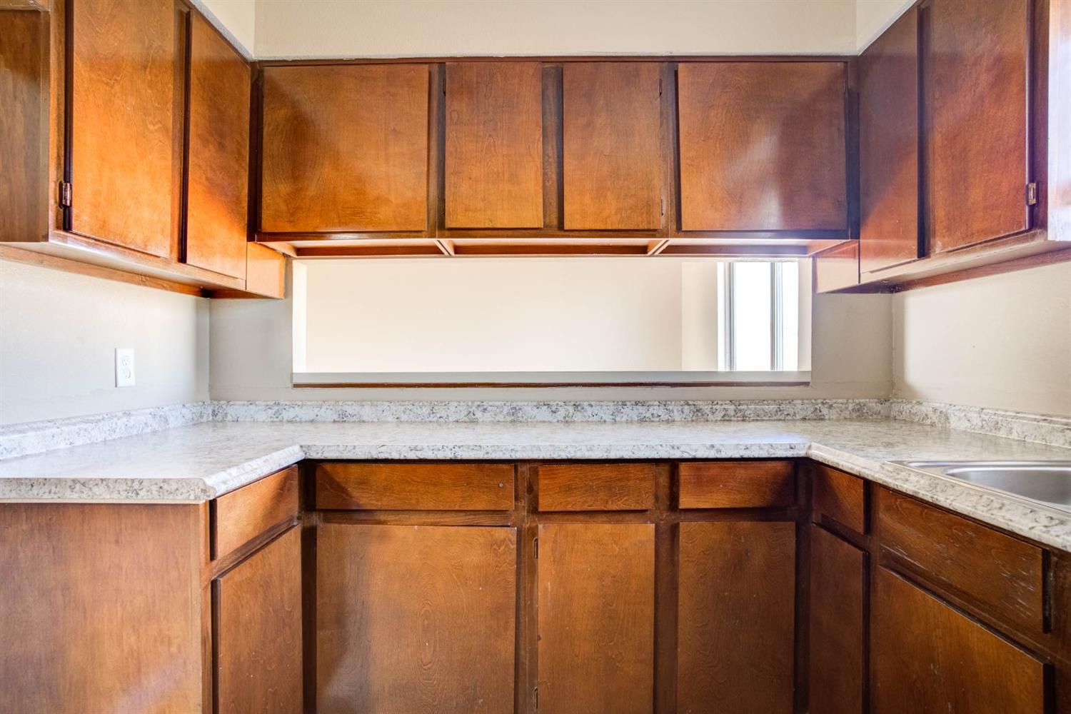 204 Coke Avenue Anton, TX 79313