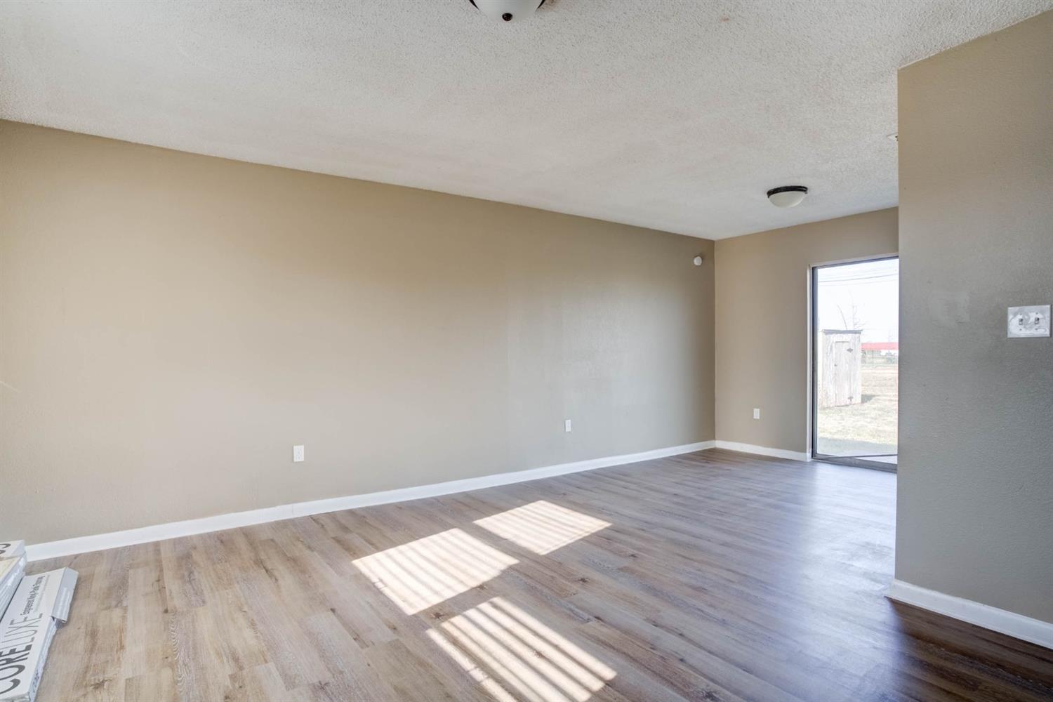 204 Coke Avenue Anton, TX 79313