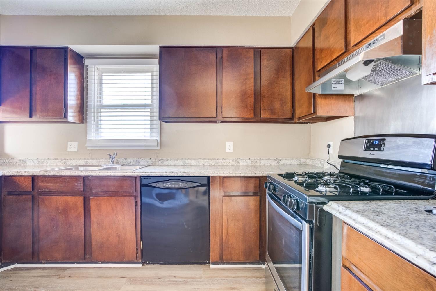 204 Coke Avenue Anton, TX 79313