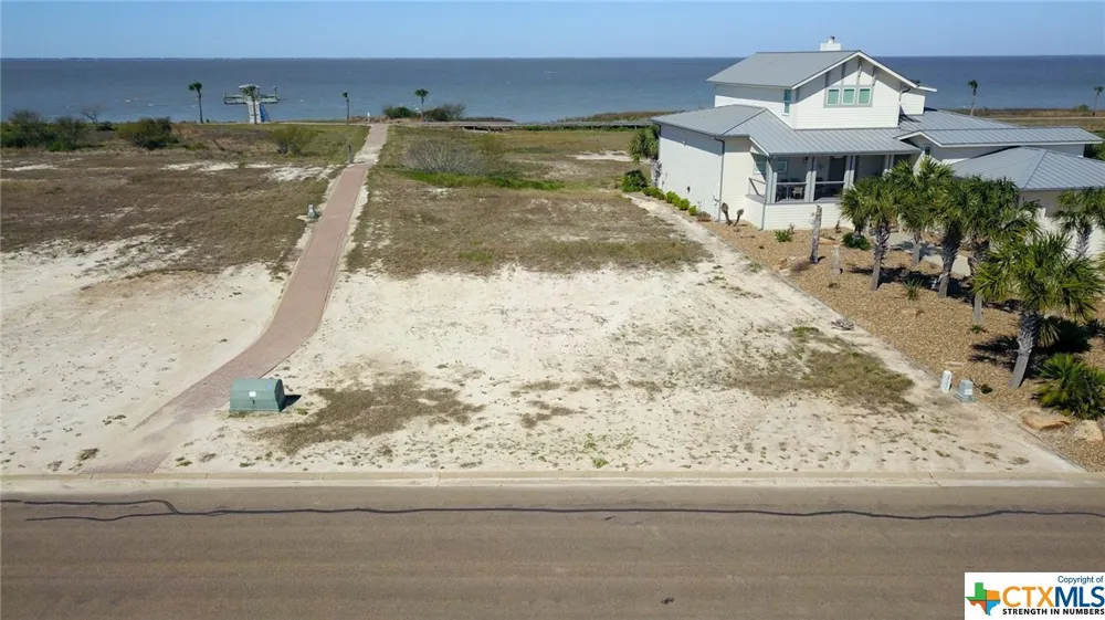 38 Bay Club Drive Seadrift, TX 77983