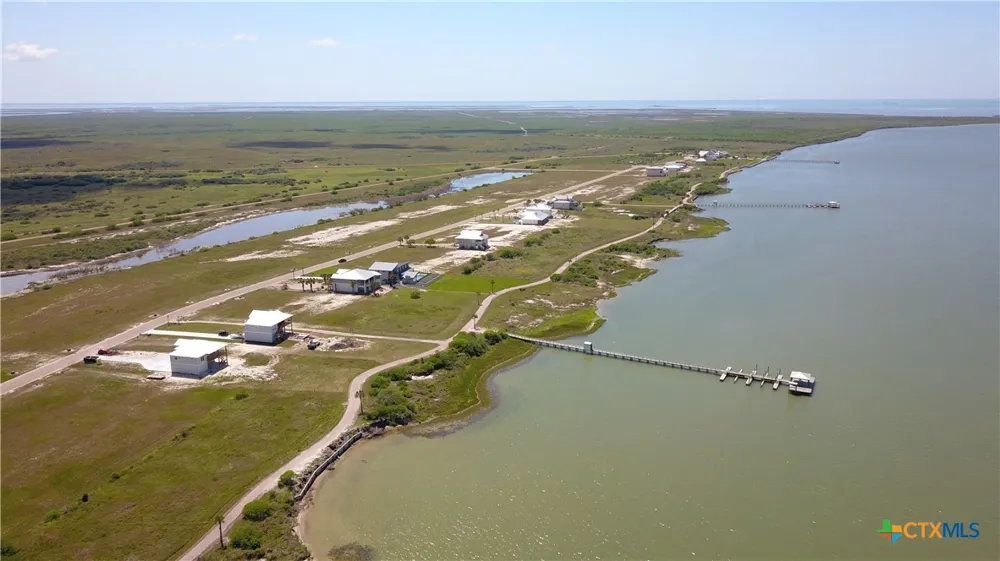 38 Bay Club Drive Seadrift, TX 77983