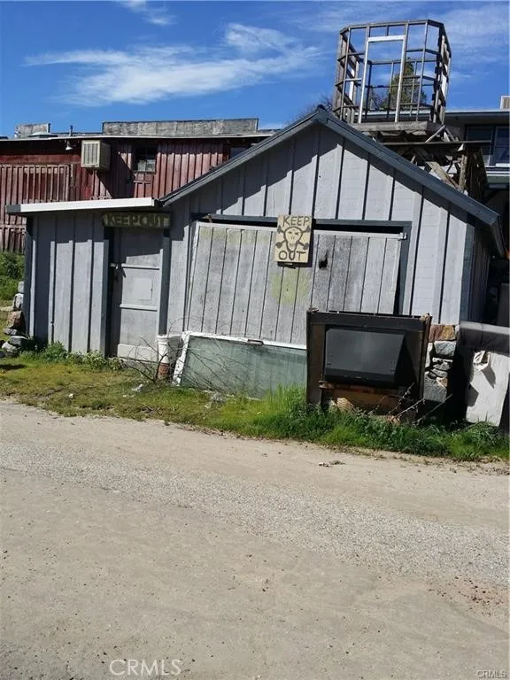 33013 Road 222 North Fork, CA 93643