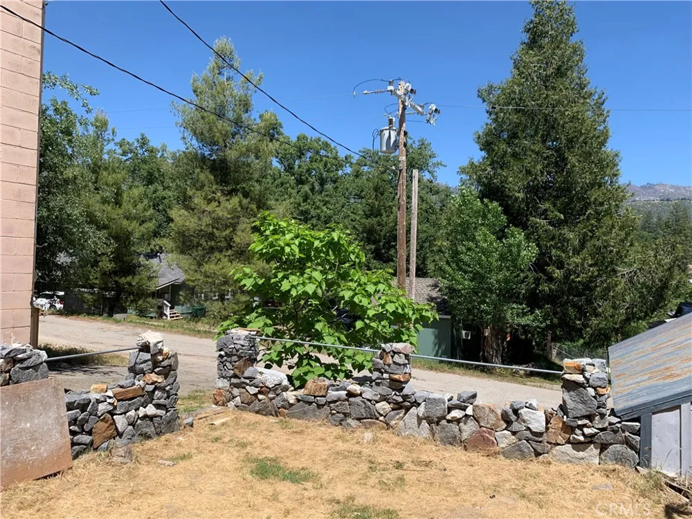 33013 Road 222 North Fork, CA 93643