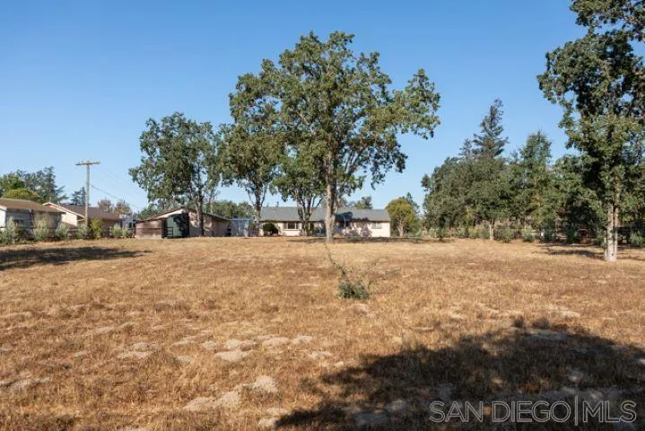 560 Irwin Lane Santa Rosa, CA 95401