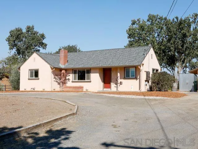 560 Irwin Lane Santa Rosa, CA 95401