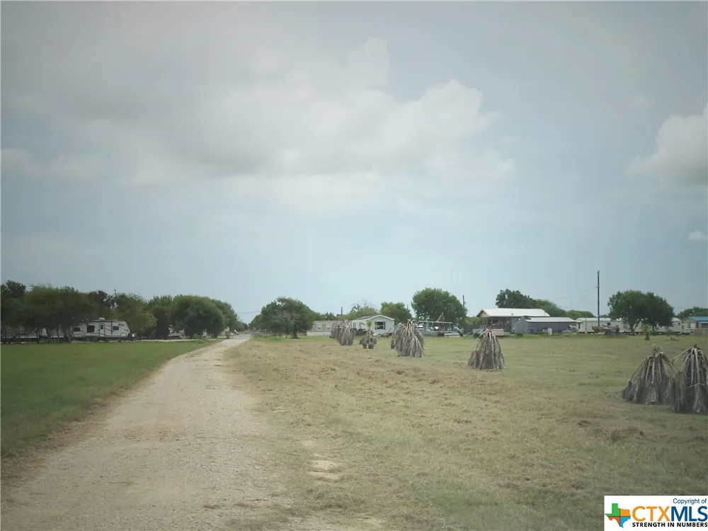 1203 W Houston Avenue Seadrift, TX 77983
