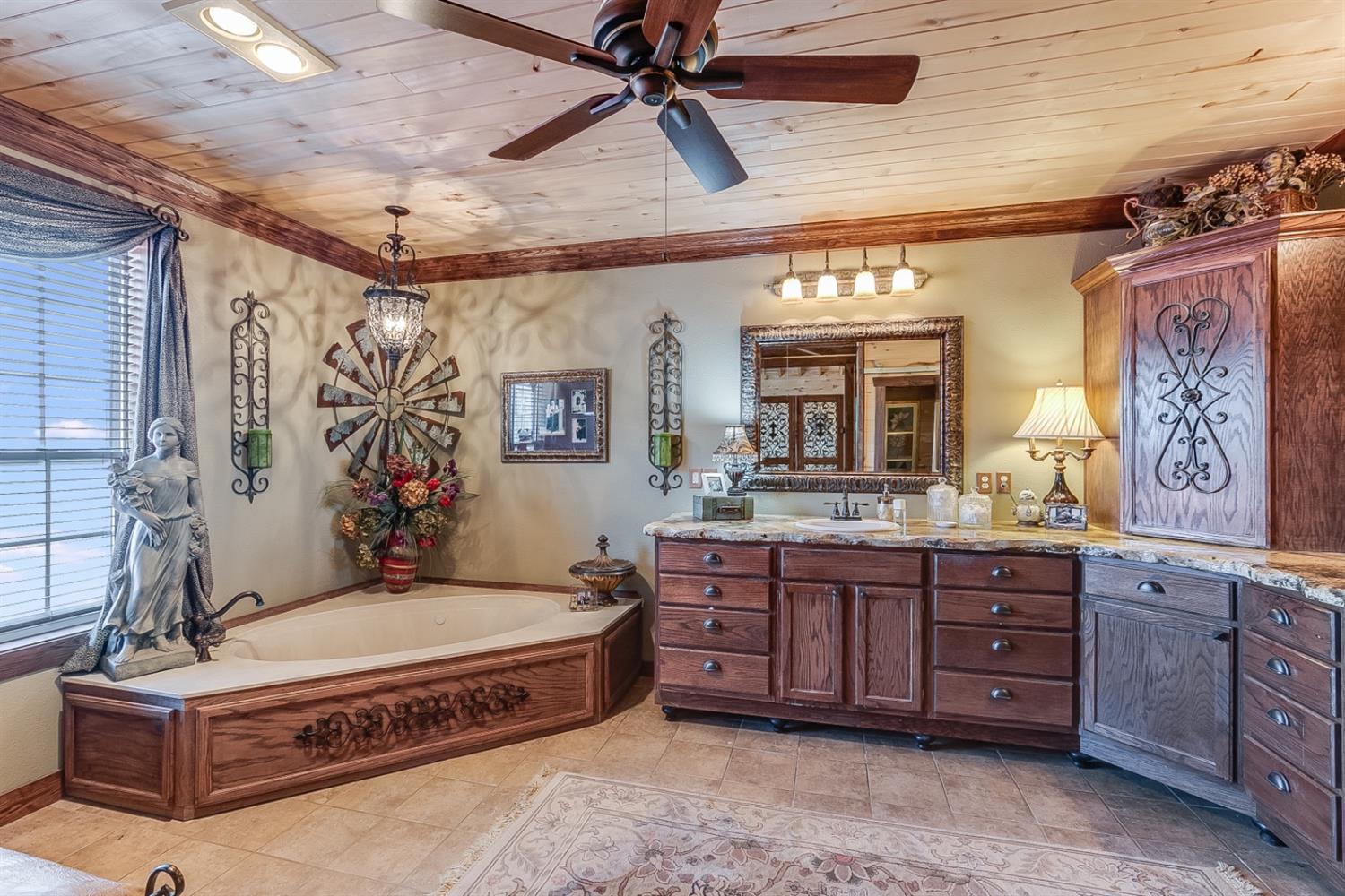6840 Nevada Road Anton, TX 79313