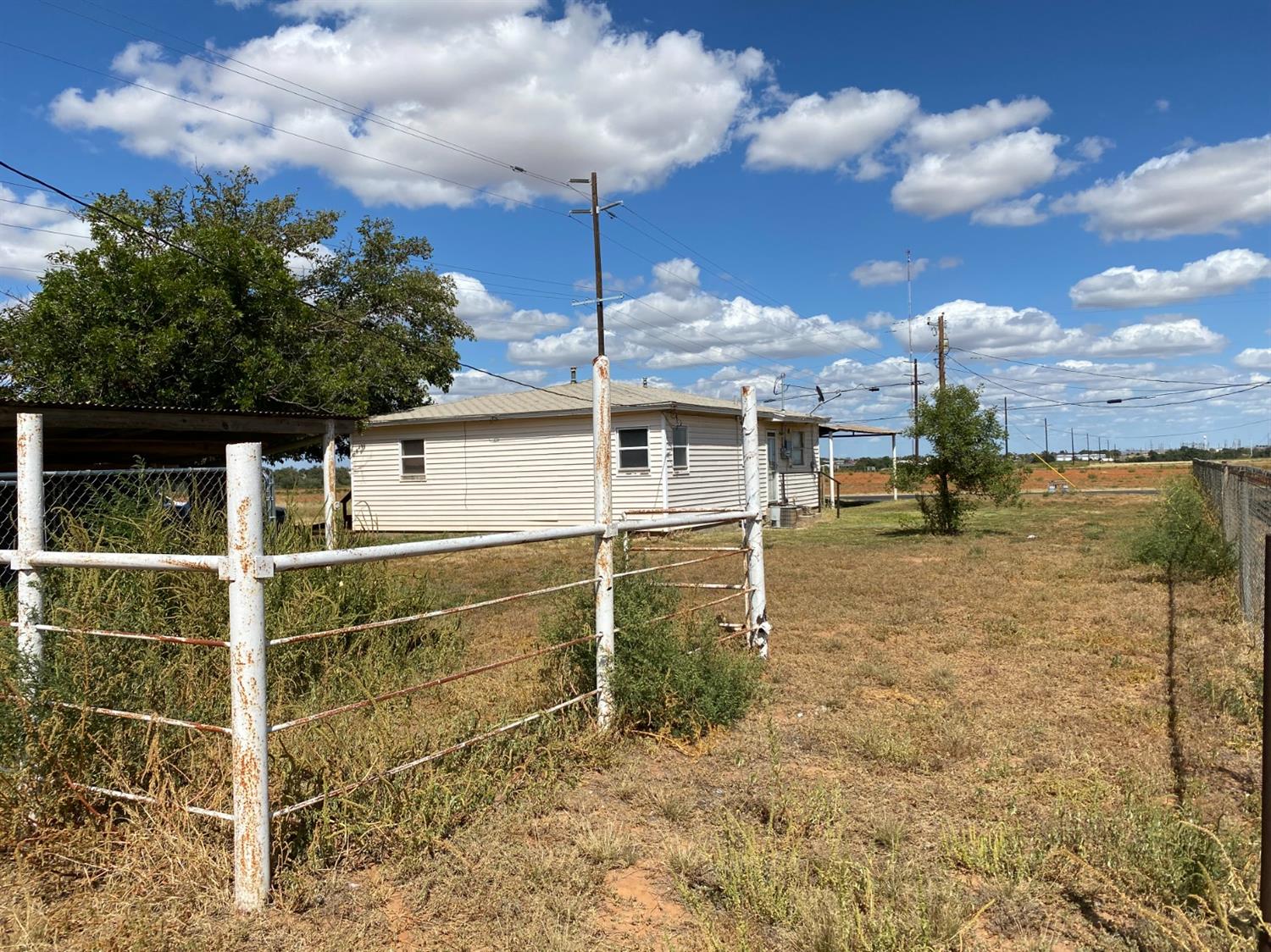 1101 S 15th Street Lamesa, TX 79331