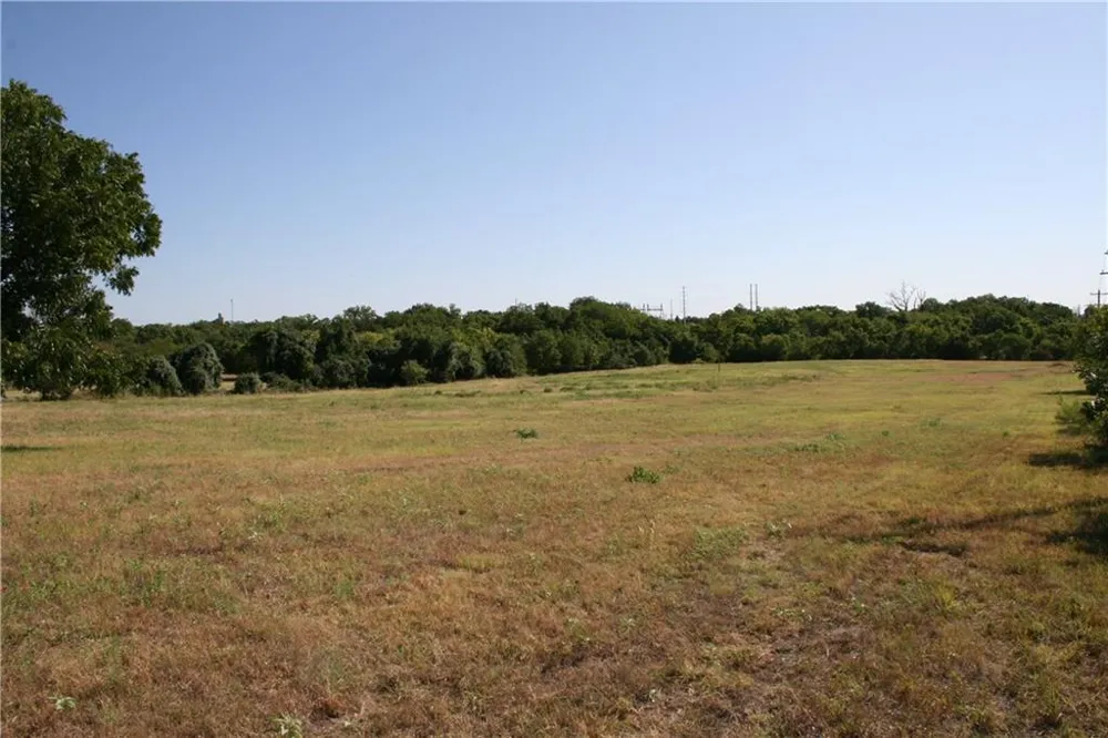 2001 Santa Fe Drive Weatherford, TX 76086