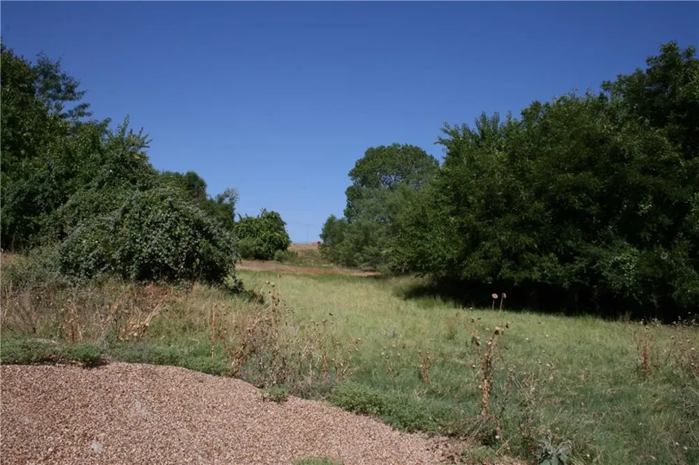 2001 Santa Fe Drive Weatherford, TX 76086