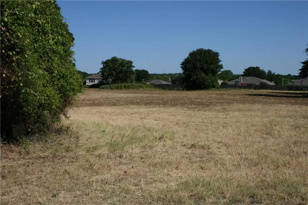 2001 Santa Fe Drive Weatherford, TX 76086