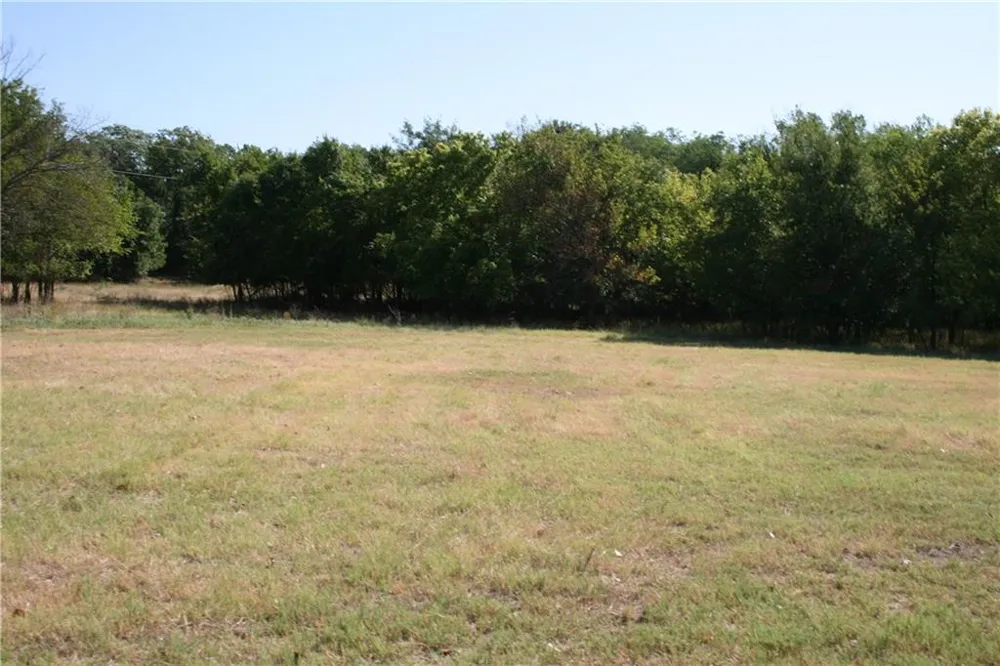 2001 Santa Fe Drive Weatherford, TX 76086