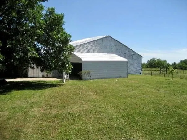 5544 Farm Road 905 Paris, TX 75462