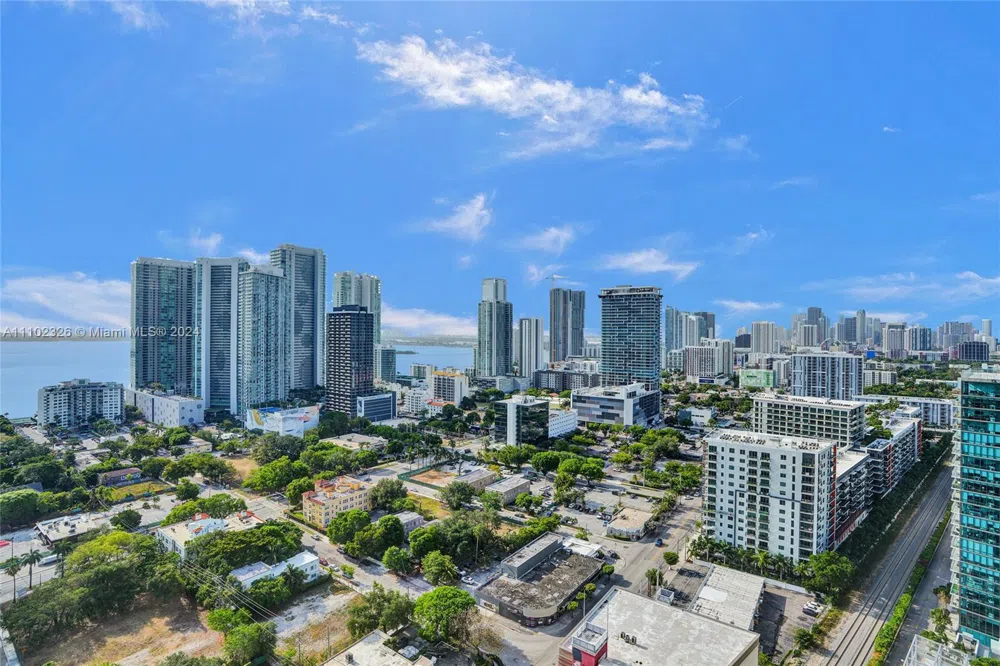 121 NE 34th St #2906 Miami, FL 33137