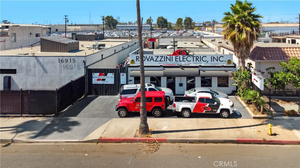 16911 S Broadway Gardena, CA 90248