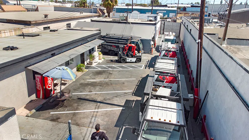 16911 S Broadway Gardena, CA 90248