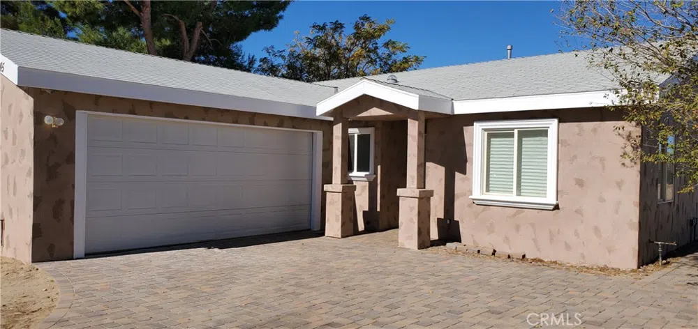 10645 E Avenue R12 Littlerock, CA 93543