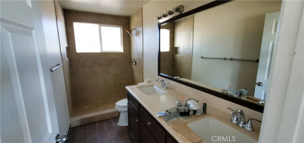 10645 E Avenue R12 Littlerock, CA 93543