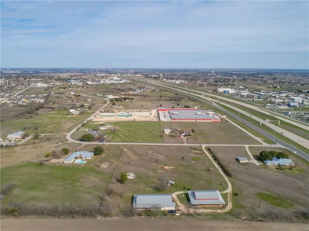 19812 Panther Drive Pflugerville, TX 78660