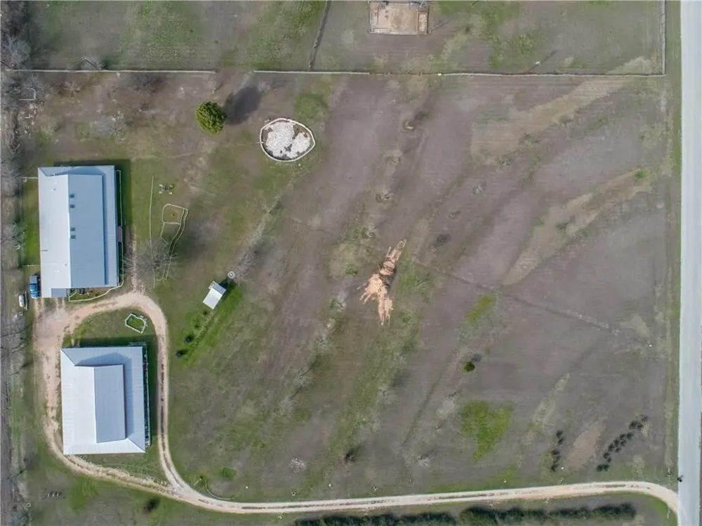 19812 Panther Drive Pflugerville, TX 78660