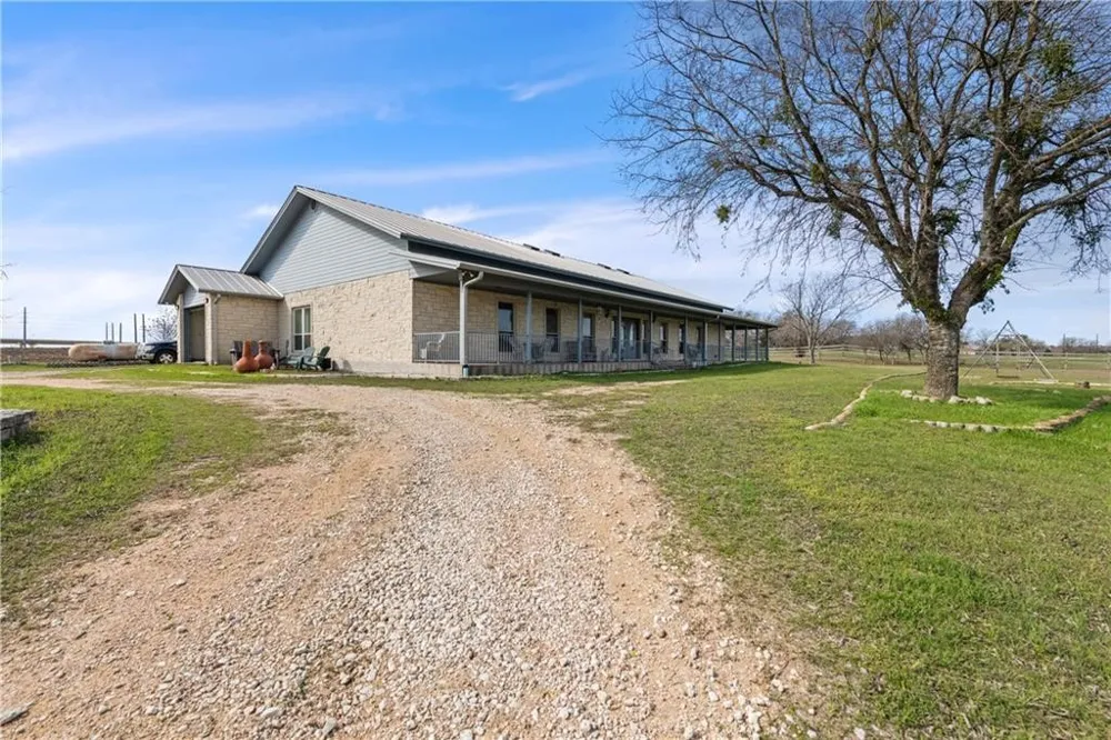 19812 Panther Drive Pflugerville, TX 78660