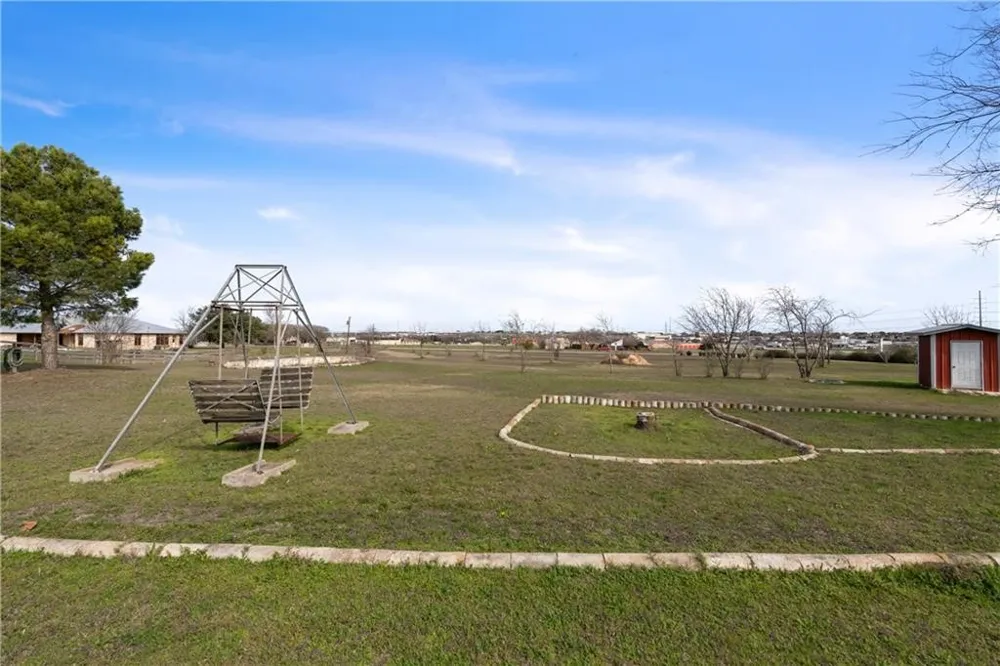 19812 Panther Drive Pflugerville, TX 78660