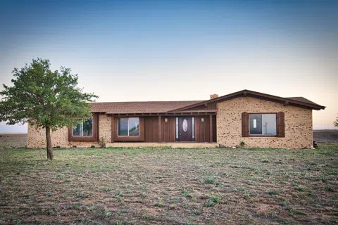 1952 County Road 240