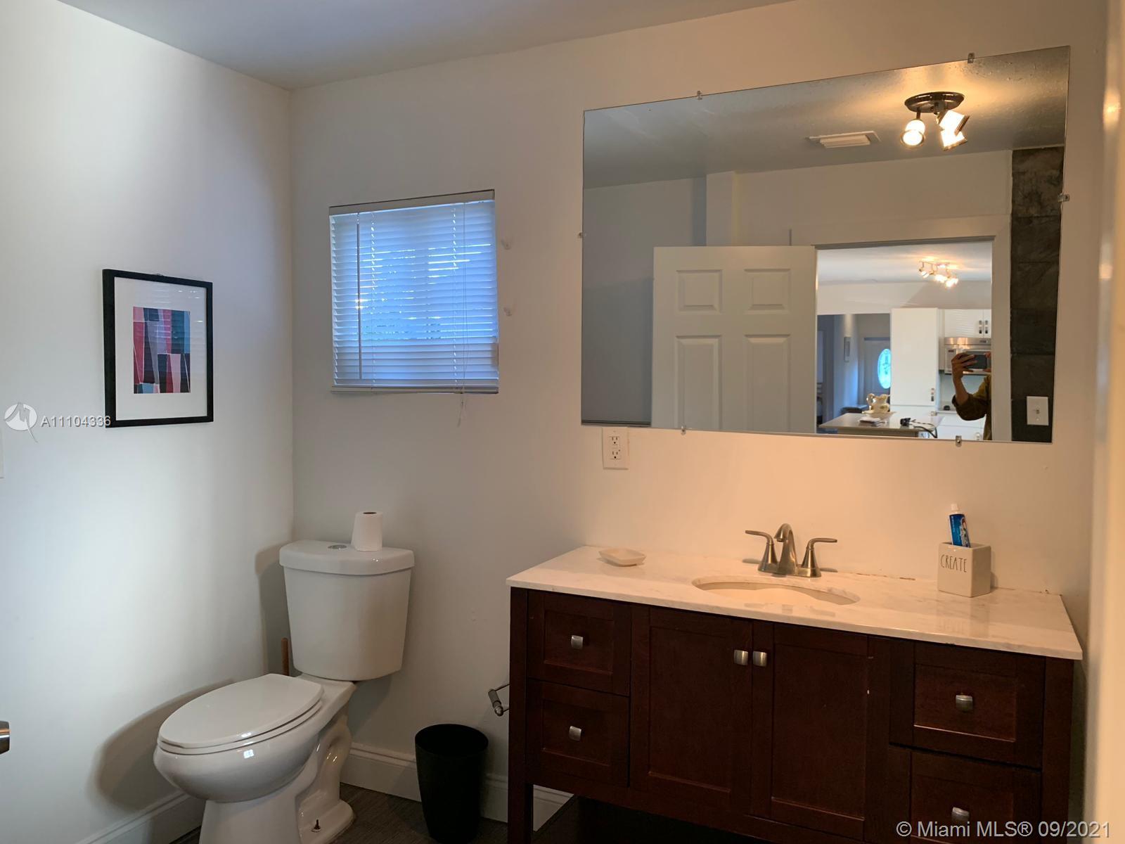 68 NW 45th St Miami, FL 33127