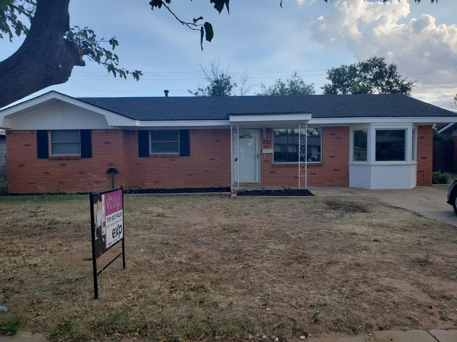 221 N 22nd Place Lamesa, TX 79331