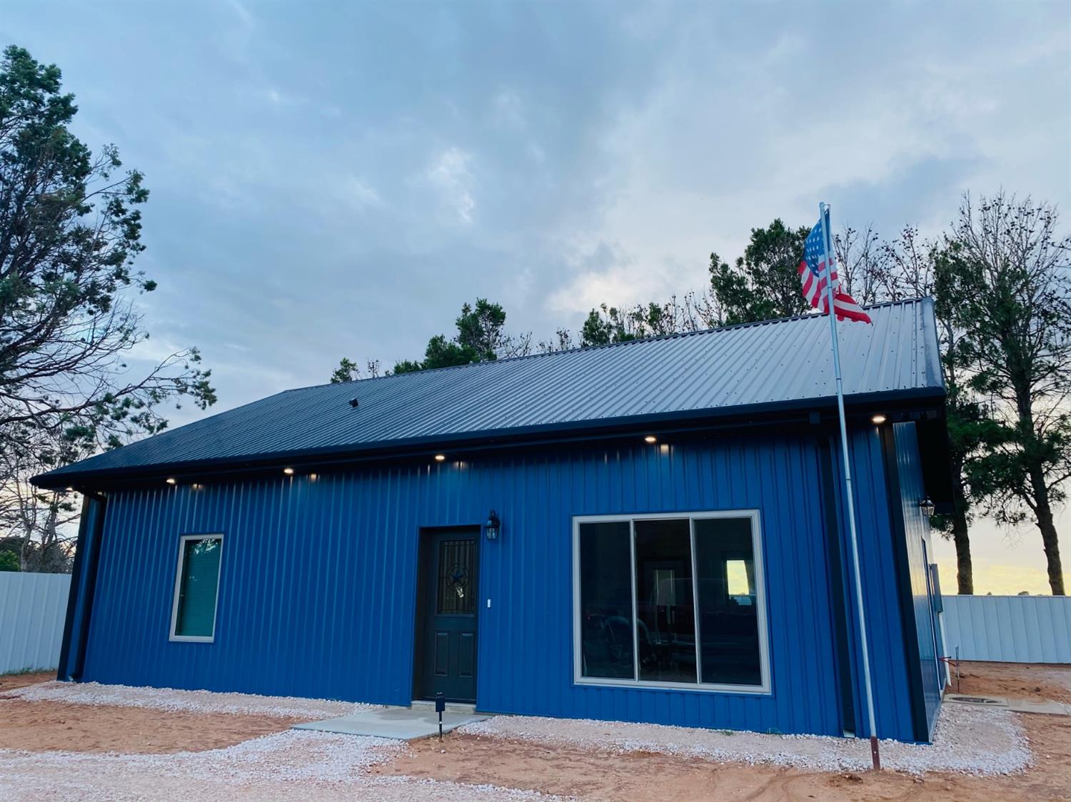 1115 N Cedar Street