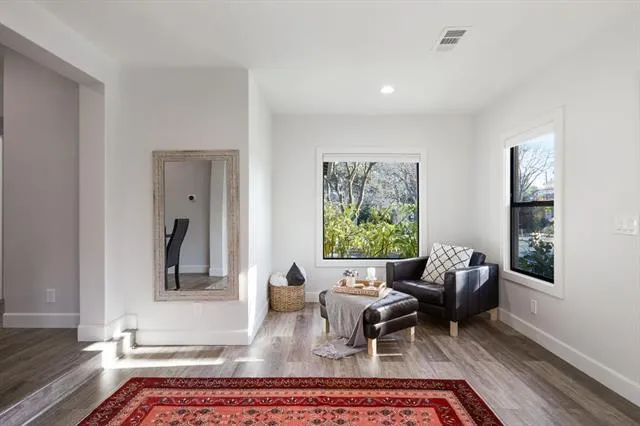 251 Middlefield Road Palo Alto, CA 94301